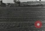 Image bombe d'un rail endommagé road station Hamm Allemagne, 1945, de la seconde 39 séquences d'archives historiques vidéo 65675062219