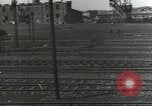 Image bombe d'un rail endommagé road station Hamm Allemagne, 1945, de la seconde 41 séquences d'archives historiques vidéo 65675062219
