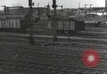 Image bombe d'un rail endommagé road station Hamm Allemagne, 1945, de la seconde 46 séquences d'archives historiques vidéo 65675062219