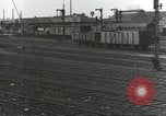 Image bombe d'un rail endommagé road station Hamm Allemagne, 1945, de la seconde 49 séquences d'archives historiques vidéo 65675062219