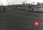 Image bombe d'un rail endommagé road station Hamm Allemagne, 1945, de la seconde 50 séquences d'archives historiques vidéo 65675062219