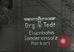 Standbild Bombe beschädigte rail road Station Hamm Deutschland, 1945, aus Sekunde 20 historischem Filmmaterial Videoclip 65675062220