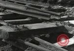 Standbild Bombe beschädigte rail road Station Hamm Deutschland, 1945, aus Sekunde 52 historischem Filmmaterial Videoclip 65675062220