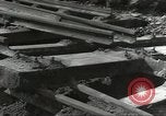 Standbild Bombe beschädigte rail road Station Hamm Deutschland, 1945, aus Sekunde 54 historischem Filmmaterial Videoclip 65675062220