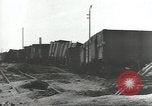 Standbild Bombe beschädigte rail road Station Hamm Deutschland, 1945, aus Sekunde 55 historischem Filmmaterial Videoclip 65675062220
