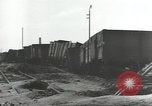 Standbild Bombe beschädigte rail road Station Hamm Deutschland, 1945, aus Sekunde 56 historischem Filmmaterial Videoclip 65675062220