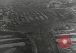 Standbild Bombe beschädigte rail road Station Hamm Deutschland, 1945, aus Sekunde 4 historischem Filmmaterial Videoclip 65675062221