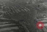 Standbild Bombe beschädigte rail road Station Hamm Deutschland, 1945, aus Sekunde 8 historischem Filmmaterial Videoclip 65675062221