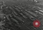 Standbild Bombe beschädigte rail road Station Hamm Deutschland, 1945, aus Sekunde 24 historischem Filmmaterial Videoclip 65675062221