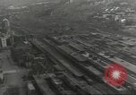 Standbild Bombe beschädigte rail road Station Hamm Deutschland, 1945, aus Sekunde 29 historischem Filmmaterial Videoclip 65675062221