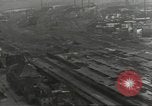Standbild Bombe beschädigte rail road Station Hamm Deutschland, 1945, aus Sekunde 35 historischem Filmmaterial Videoclip 65675062221