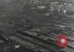 Standbild Bombe beschädigte rail road Station Hamm Deutschland, 1945, aus Sekunde 45 historischem Filmmaterial Videoclip 65675062221
