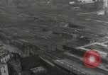 Standbild Bombe beschädigte rail road Station Hamm Deutschland, 1945, aus Sekunde 49 historischem Filmmaterial Videoclip 65675062221