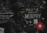 Standbild USA Soldaten einrichten Positionen auf Guam Guam Marianen, 1944, aus Sekunde 5 historischem Filmmaterial Videoclip 65675062232