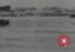 Standbild USA Soldaten einrichten Positionen auf Guam Guam Marianen, 1944, aus Sekunde 18 historischem Filmmaterial Videoclip 65675062232
