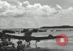 Standbild USA Soldaten einrichten Positionen auf Guam Guam Marianen, 1944, aus Sekunde 33 historischem Filmmaterial Videoclip 65675062232