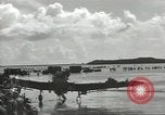 Standbild USA Soldaten einrichten Positionen auf Guam Guam Marianen, 1944, aus Sekunde 34 historischem Filmmaterial Videoclip 65675062232
