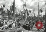 Standbild USA Soldaten einrichten Positionen auf Guam Guam Marianen, 1944, aus Sekunde 38 historischem Filmmaterial Videoclip 65675062232