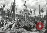 Standbild USA Soldaten einrichten Positionen auf Guam Guam Marianen, 1944, aus Sekunde 40 historischem Filmmaterial Videoclip 65675062232