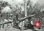 Standbild USA Soldaten einrichten Positionen auf Guam Guam Marianen, 1944, aus Sekunde 48 historischem Filmmaterial Videoclip 65675062232