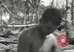 Standbild USA Soldaten einrichten Positionen auf Guam Guam Marianen, 1944, aus Sekunde 49 historischem Filmmaterial Videoclip 65675062232