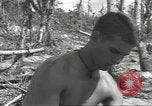 Standbild USA Soldaten einrichten Positionen auf Guam Guam Marianen, 1944, aus Sekunde 54 historischem Filmmaterial Videoclip 65675062232