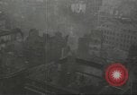Immagine di Distruzione di Londra da attacco di blitz Londra Inghilterra Regno Unito, 1941, secondo 25 filmato di repertorio 65675062255