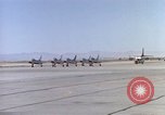 Image Thunderbird AEROBATIC TEAM Las Vegas Nevada USA, 1960, de la seconde 25 séquences d'archives historiques vidéo 65675062289