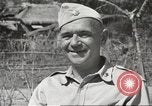 Immagine di Americani prigionieri di guerra Filippine, 1945, secondo 20 filmato di repertorio 65675062298