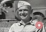 Immagine di Americani prigionieri di guerra Filippine, 1945, secondo 22 filmato di repertorio 65675062298