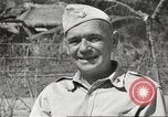 Immagine di Americani prigionieri di guerra Filippine, 1945, secondo 26 filmato di repertorio 65675062298