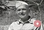 Immagine di Americani prigionieri di guerra Filippine, 1945, secondo 34 filmato di repertorio 65675062298