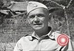 Immagine di Americani prigionieri di guerra Filippine, 1945, secondo 35 filmato di repertorio 65675062298