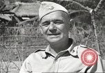 Immagine di Americani prigionieri di guerra Filippine, 1945, secondo 36 filmato di repertorio 65675062298