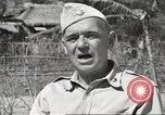 Immagine di Americani prigionieri di guerra Filippine, 1945, secondo 42 filmato di repertorio 65675062298