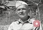 Immagine di Americani prigionieri di guerra Filippine, 1945, secondo 47 filmato di repertorio 65675062298
