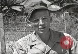 Standbild amerikanischen Kriegsgefangenen Philippinen, 1945, aus Sekunde 34 historischem Filmmaterial Videoclip 65675062300