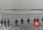 Standbild USA Soldaten Birresborn Deutschland, 1945, aus Sekunde 11 historischem Filmmaterial Videoclip 65675062311