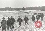 Standbild USA Soldaten Birresborn Deutschland, 1945, aus Sekunde 24 historischem Filmmaterial Videoclip 65675062311