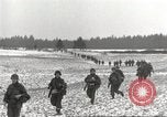 Standbild USA Soldaten Birresborn Deutschland, 1945, aus Sekunde 30 historischem Filmmaterial Videoclip 65675062311