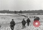 Standbild USA Soldaten Birresborn Deutschland, 1945, aus Sekunde 34 historischem Filmmaterial Videoclip 65675062311