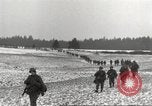 Standbild USA Soldaten Birresborn Deutschland, 1945, aus Sekunde 42 historischem Filmmaterial Videoclip 65675062311