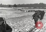 Standbild USA Soldaten Birresborn Deutschland, 1945, aus Sekunde 48 historischem Filmmaterial Videoclip 65675062311