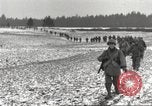 Standbild USA Soldaten Birresborn Deutschland, 1945, aus Sekunde 49 historischem Filmmaterial Videoclip 65675062311
