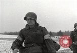 Standbild USA Soldaten Birresborn Deutschland, 1945, aus Sekunde 62 historischem Filmmaterial Videoclip 65675062311