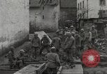 Standbild USA Soldaten Birresborn Deutschland, 1945, aus Sekunde 20 historischem Filmmaterial Videoclip 65675062312