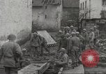 Standbild USA Soldaten Birresborn Deutschland, 1945, aus Sekunde 26 historischem Filmmaterial Videoclip 65675062312
