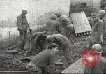 Standbild USA Soldaten Birresborn Deutschland, 1945, aus Sekunde 35 historischem Filmmaterial Videoclip 65675062312