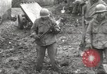 Standbild USA Soldaten Birresborn Deutschland, 1945, aus Sekunde 46 historischem Filmmaterial Videoclip 65675062312