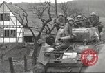Immagine di Soldati statunitensi Birresborn Germania, 1945, secondo 8 filmato di repertorio 65675062313